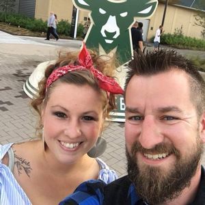 Meet your Posher, Johnmelissa